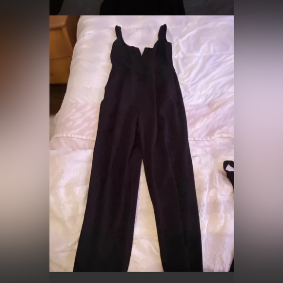 Onepiece jumpsuit - Picture 3 of 9
